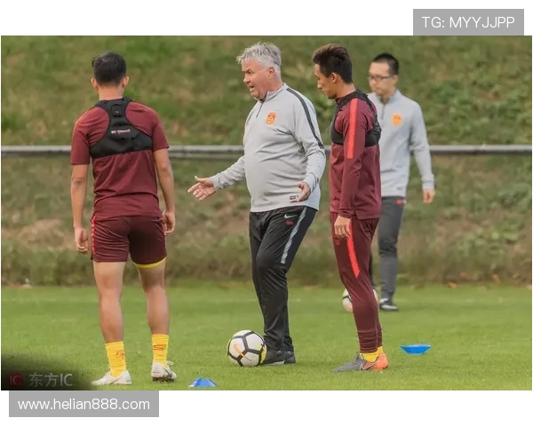 南京排球队与重庆排球队赛后战术分析与总结探讨